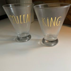 Rae Dunn king and queen glasses set